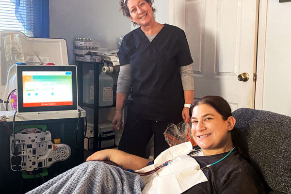 Sara, a patient using Tablo and a nurse