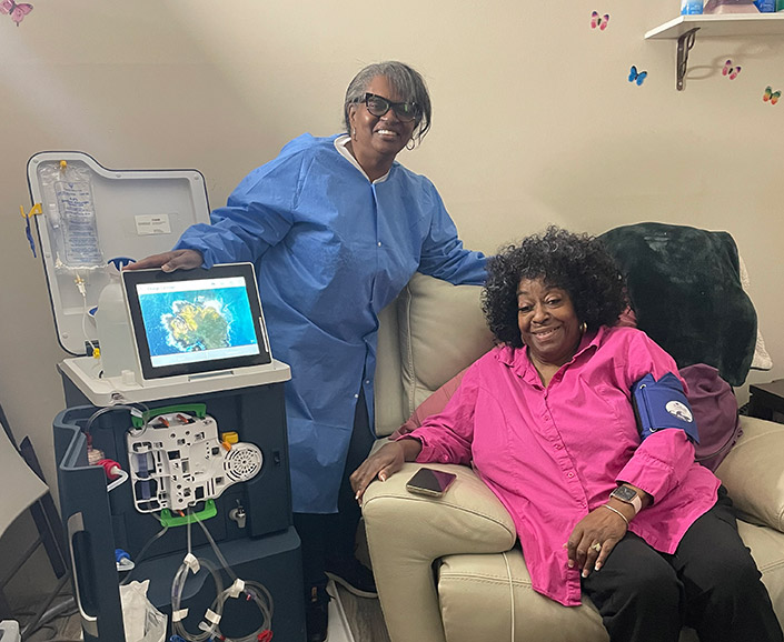 Regina: Positive, Independent and Thankful on Home Dialysis